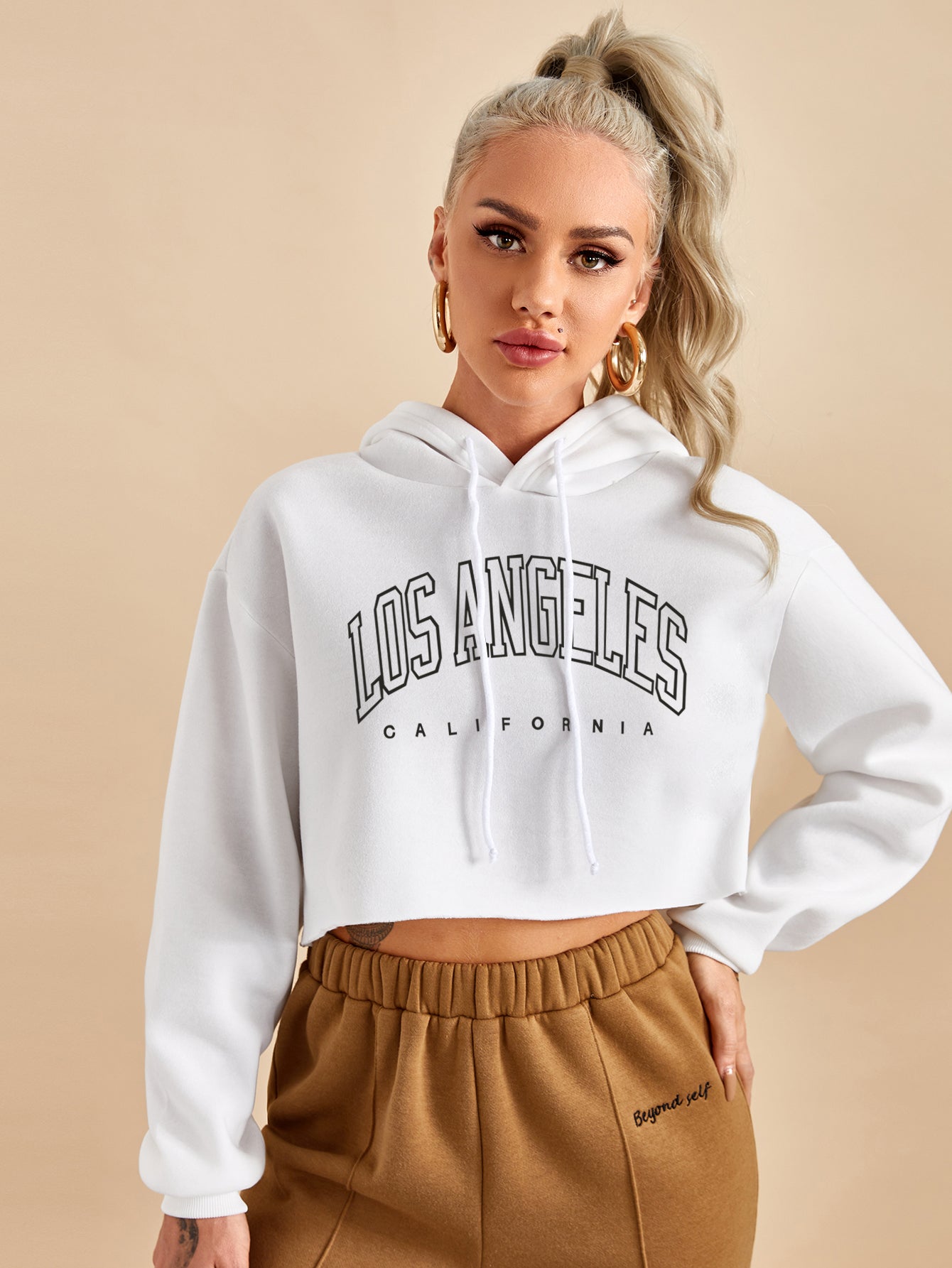 Short Letters Printed cropped hoodies for women