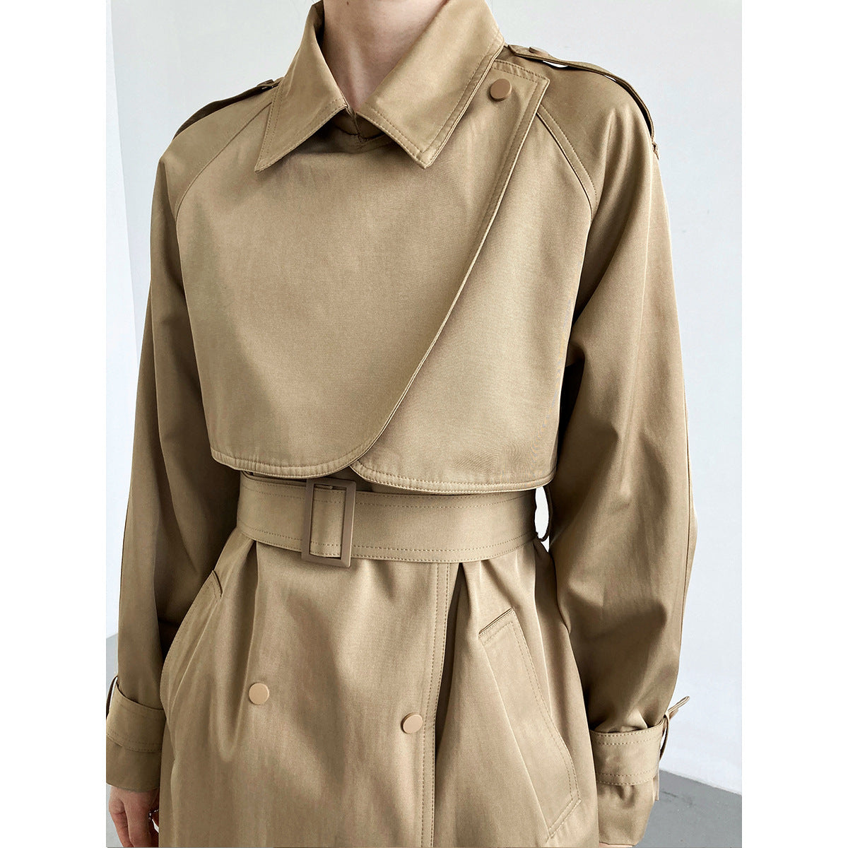 Mid length thin women's waist tight trench coat