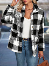 Women Square Plaid Collared Flannel jacket